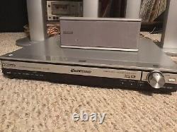 Système de cinéma maison DVD Panasonic SA-HT900 avec son surround et haut-parleurs/subwoofer. LIRE